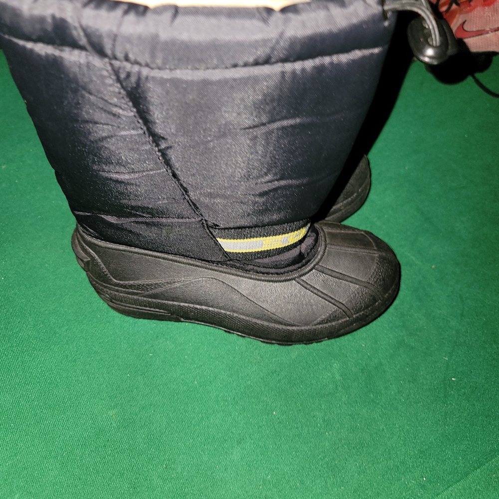 Kids Black Winter Boots